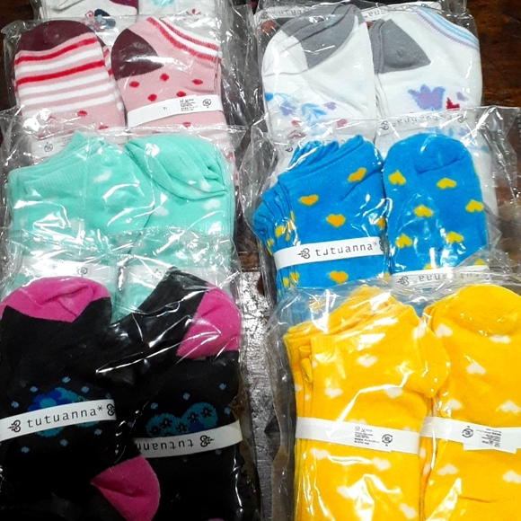 Tutuanna Accessories - CHARITY. Ladies Assorted Socks for Charity